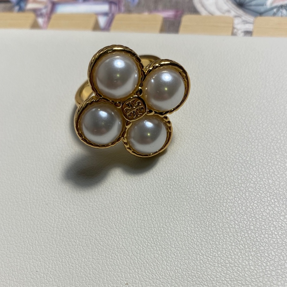 Tory Burch Gold and Pearl Cluster Ring